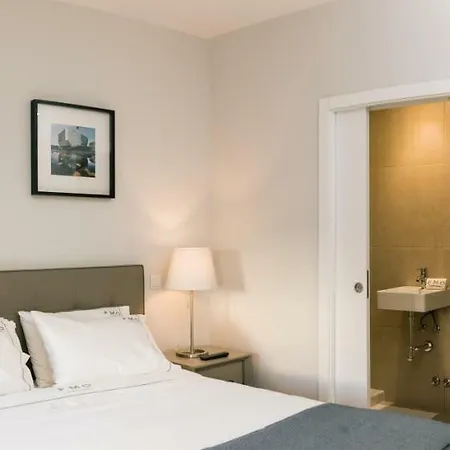 Fmo Boavista Guest house 3*