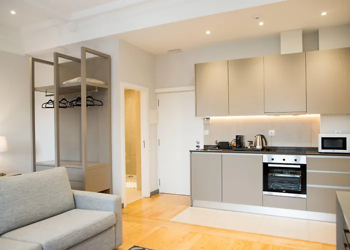 Pensjonat Fmo Boavista Porto